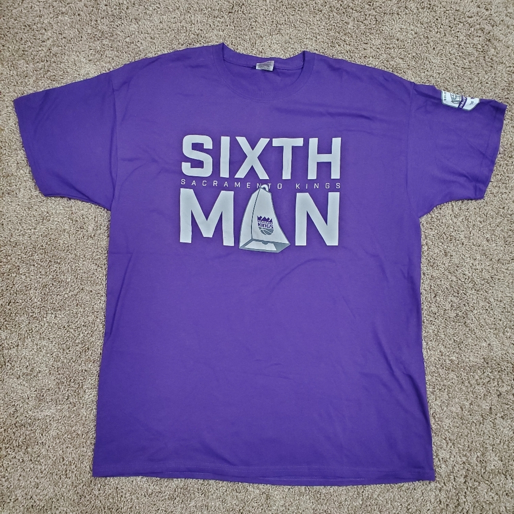 Sacramento Kings Sixth Man Purple Short Sleeve Mens Shirt XL Basketball NBA   Go